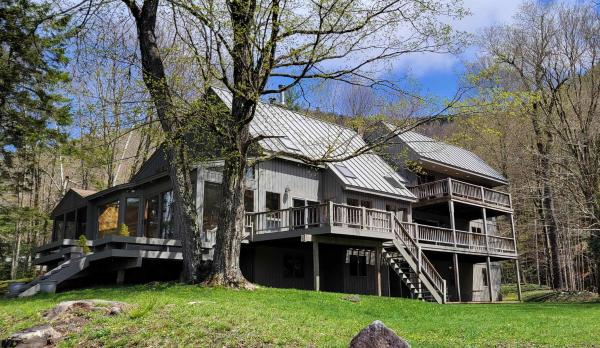 3755 River Road