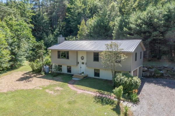 1328 Halls Lake Road