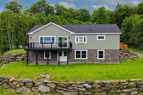 133 Rousseau Road