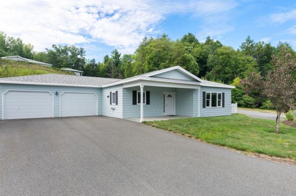 77 Buttonwood Drive