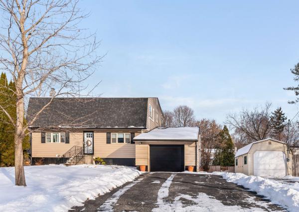 4 Nicole Place