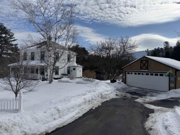78 Middle Pownal Road