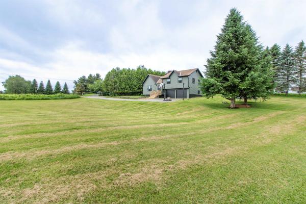 287 Lakeview Drive