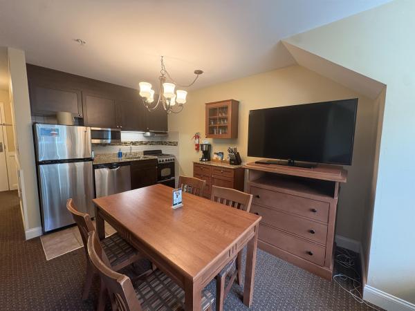 341/43 Qtr.4,89 Grand Summit Way