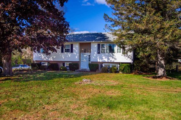 11 Lyman Avenue 11 Lyman Avenue