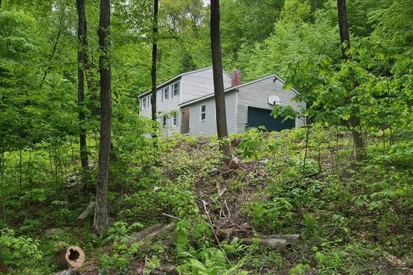 347 Ledgewood Lane