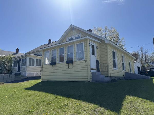 1083 Main Street