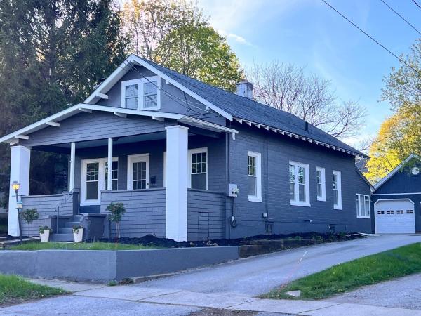 51 Engrem Avenue