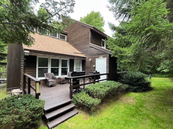 61 E Country Club Road