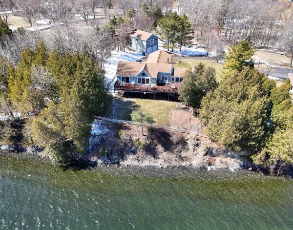 25 Cavendish Cove