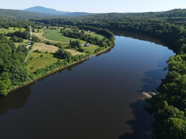 Connecticut River Road