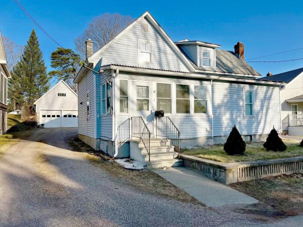 3 Camp Street