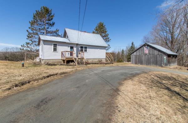 1423 Stearns Brook Road