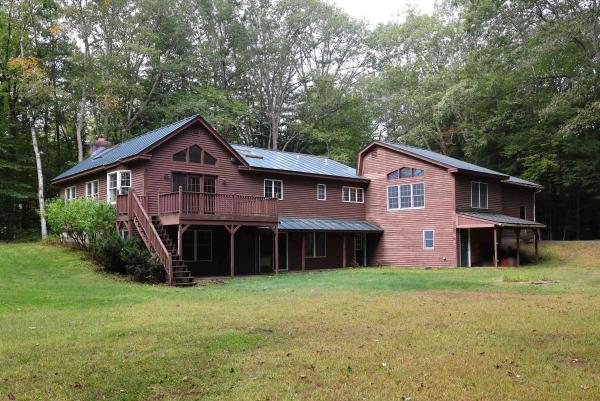 41 Woodlawn Drive