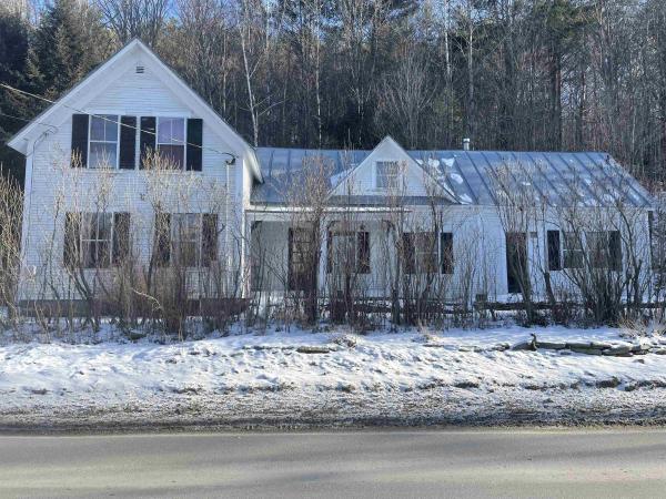 2295 Quechee Main Street