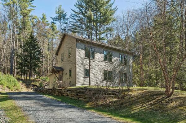 207 Hartness Way