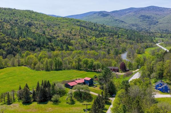 1319 Brandon Mountain Road