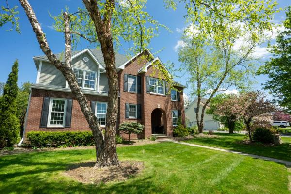 16 Pinnacle Drive