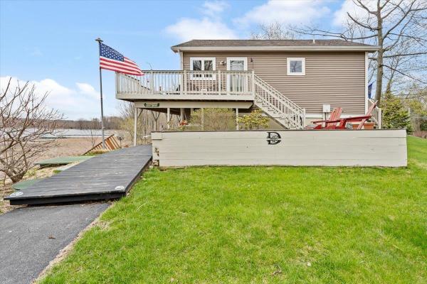 68 Whitecap Road