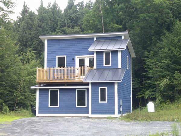 Single Family in Johnson VT