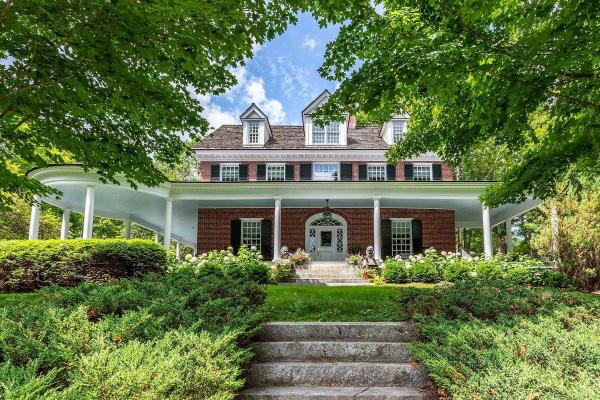 587 Old River Road