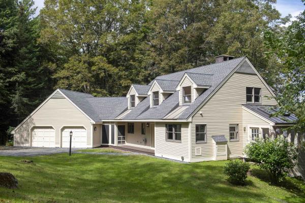 58 MacNicoll Way