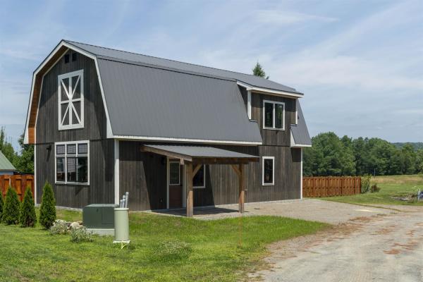 33 Home Acre Street