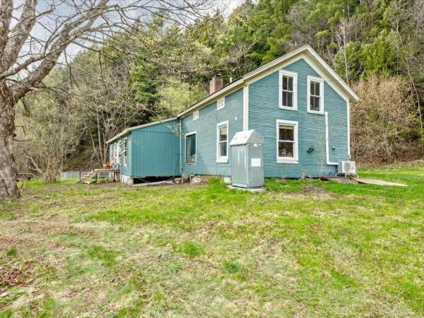 72 Pine Cliffs Road