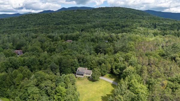 Single Family in Stowe VT