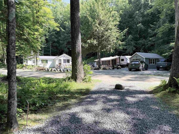 729 Davis Road
