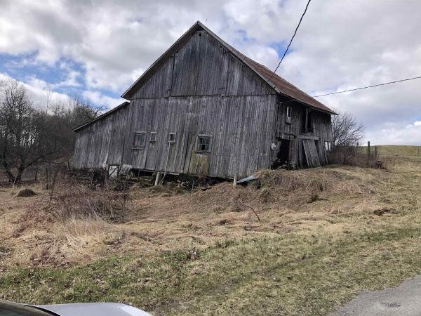 Single Family in Hardwick VT