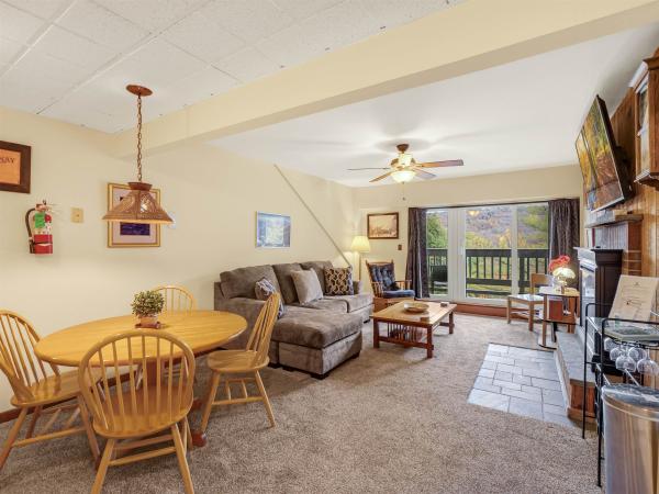 135 East Mountain Road