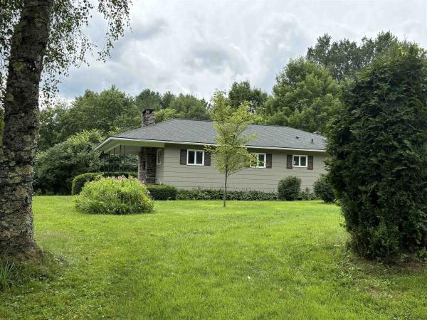Single Family in Hyde Park VT