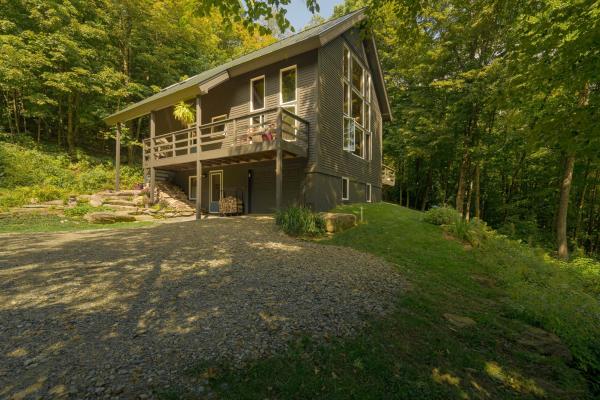 69 Cooper Hill Road