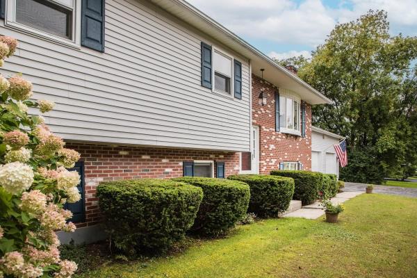 38 Hillcrest Road