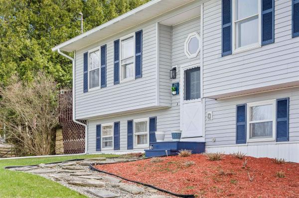 23 Dagmont Avenue