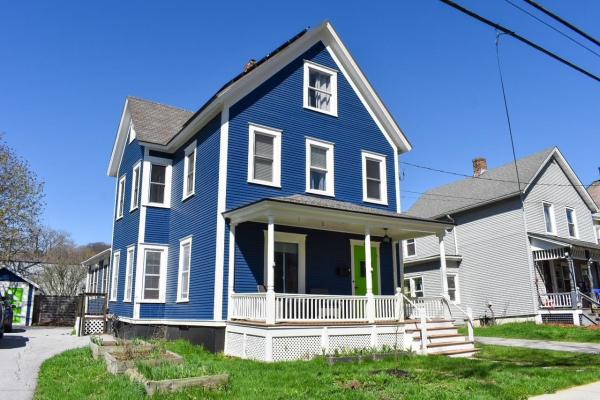 83 Baxter Street