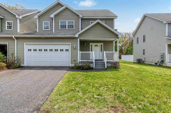 62 Bay Hollow Lane