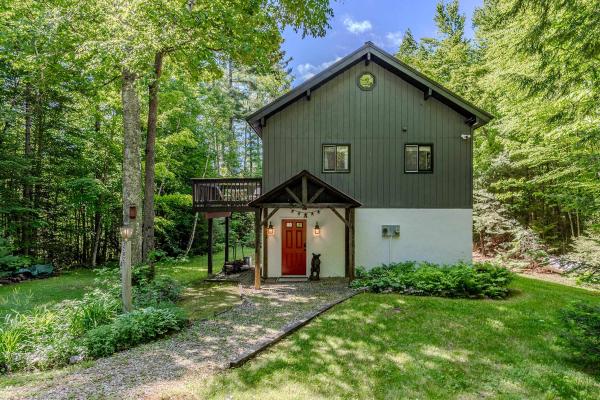 202 Twin Brook Circle