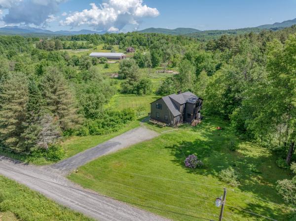 Single Family in Waterbury VT