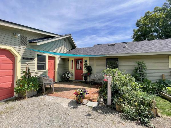 Single Family in Craftsbury VT