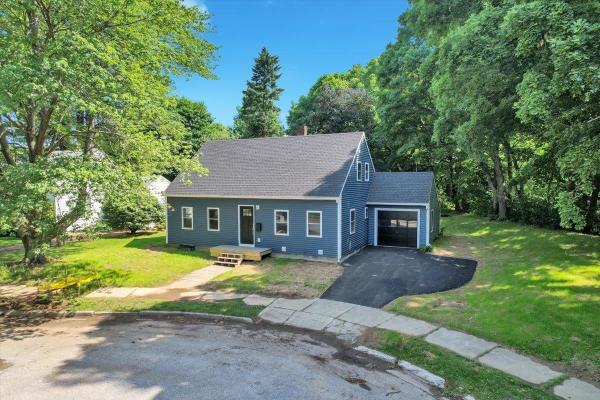 24 Bennington Court