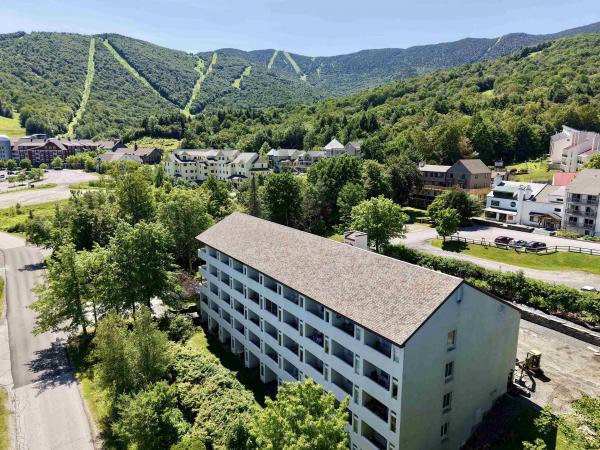 30 Mountainside Drive