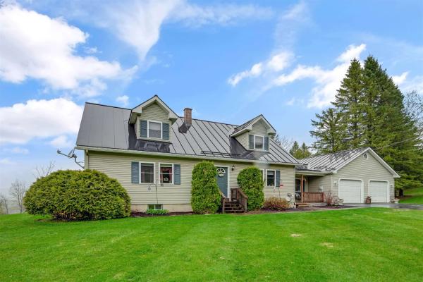 93 Carpenter Boulevard