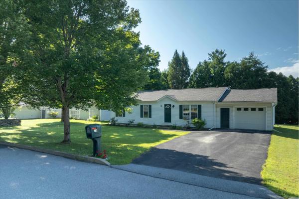 15 Stone Ridge Drive