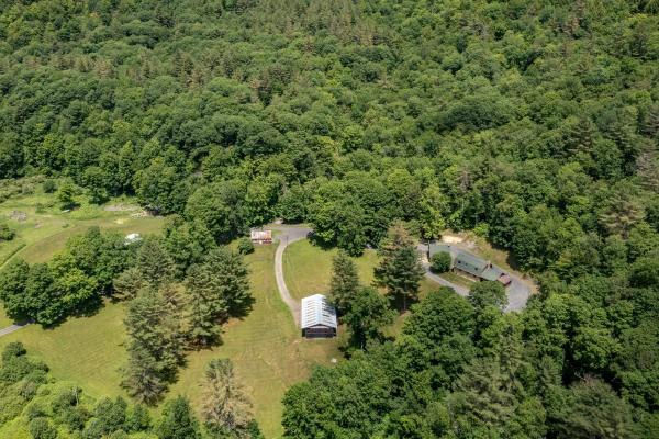 Single Family in Brookfield VT