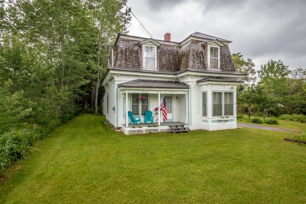 59 South Lunenburg Road