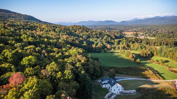 333 Creek Road