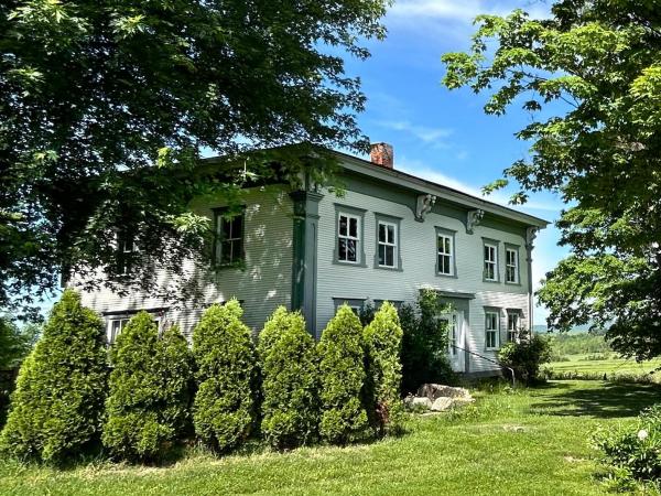 174 Burroughs Farm Road