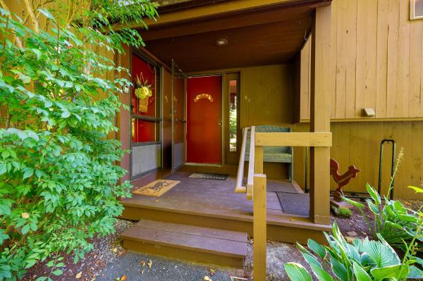 253 Old Quechee Road